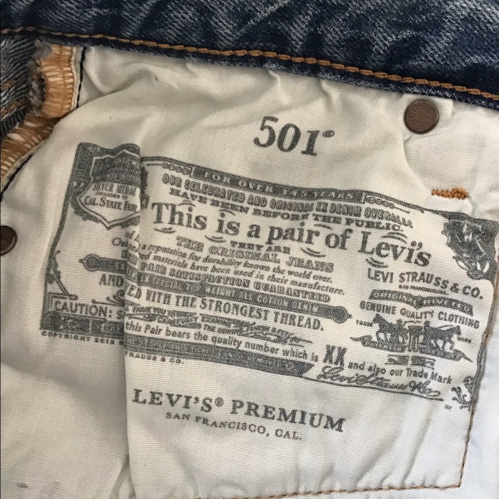 LEVI’S 501 MID RISE SHORTS 🎀 - Picture 9 of 9
